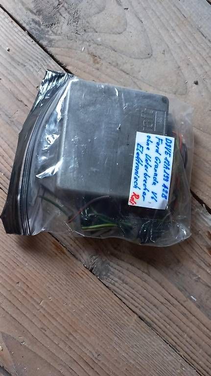 Tutti pezzi di ricambio auto: Zündmodul Oldtimer Ford Granada MK 2 – Usato da Sarmenstorf venduto da 17m_P3 1