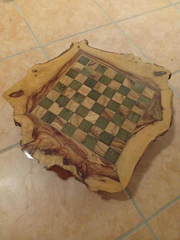 Giochi: Scacchiera e scacchi  – Usato da Cugnasco venduto da sinisi01 3