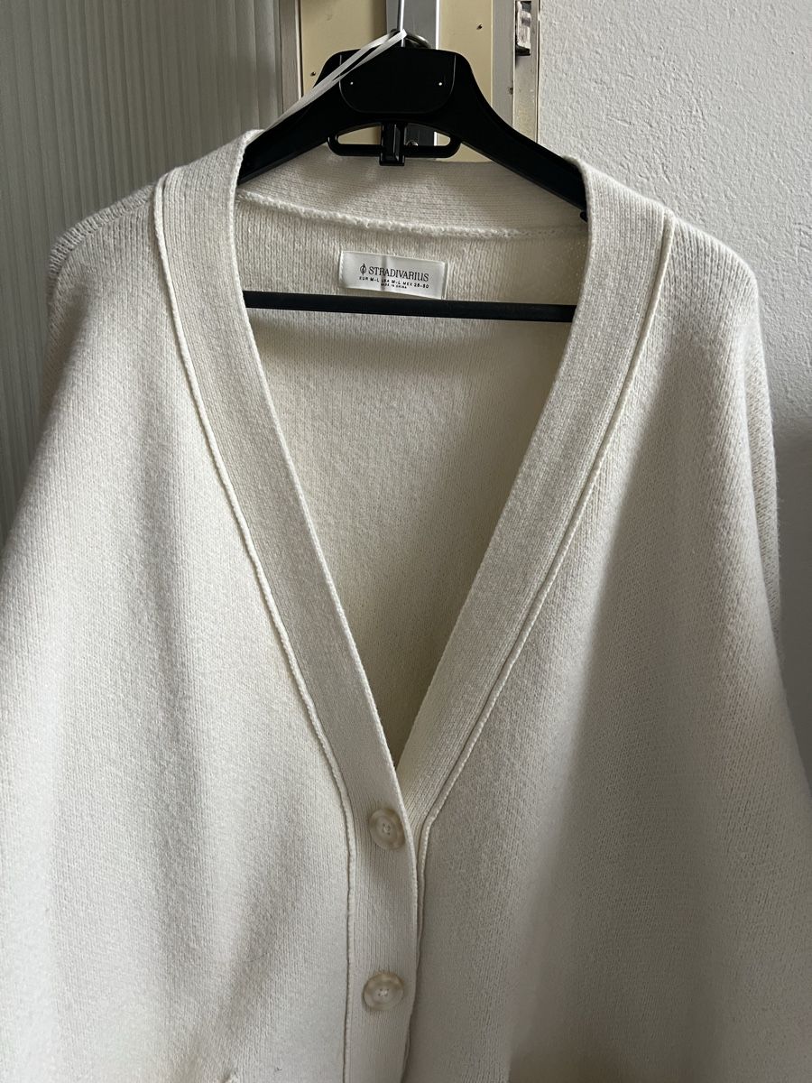 Stradivarius Giacche: Beige Strickjacke von Stradivarius, Gr. M/L – Nuovo (secondo la descrizione) da Kirchberg BE venduto da lea_kb6y 2