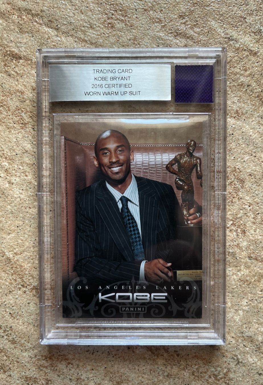 Nba Sammelbilder & Trading cards: NBA  Kobe Bryant  Worn Warm up Beckett – Gebraucht aus Moudon von AndreSR89