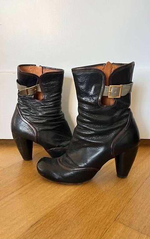 Scarpe da donna: Chie Mihara Stiefeletten Grösse 40 – Usato da Winterthur venduto da frauenzimmer01 3