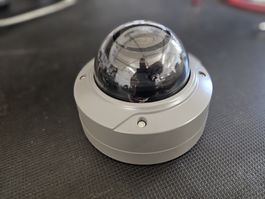 AXIS P3225-LVE, 5 Stück, inkl. Wandhalterung