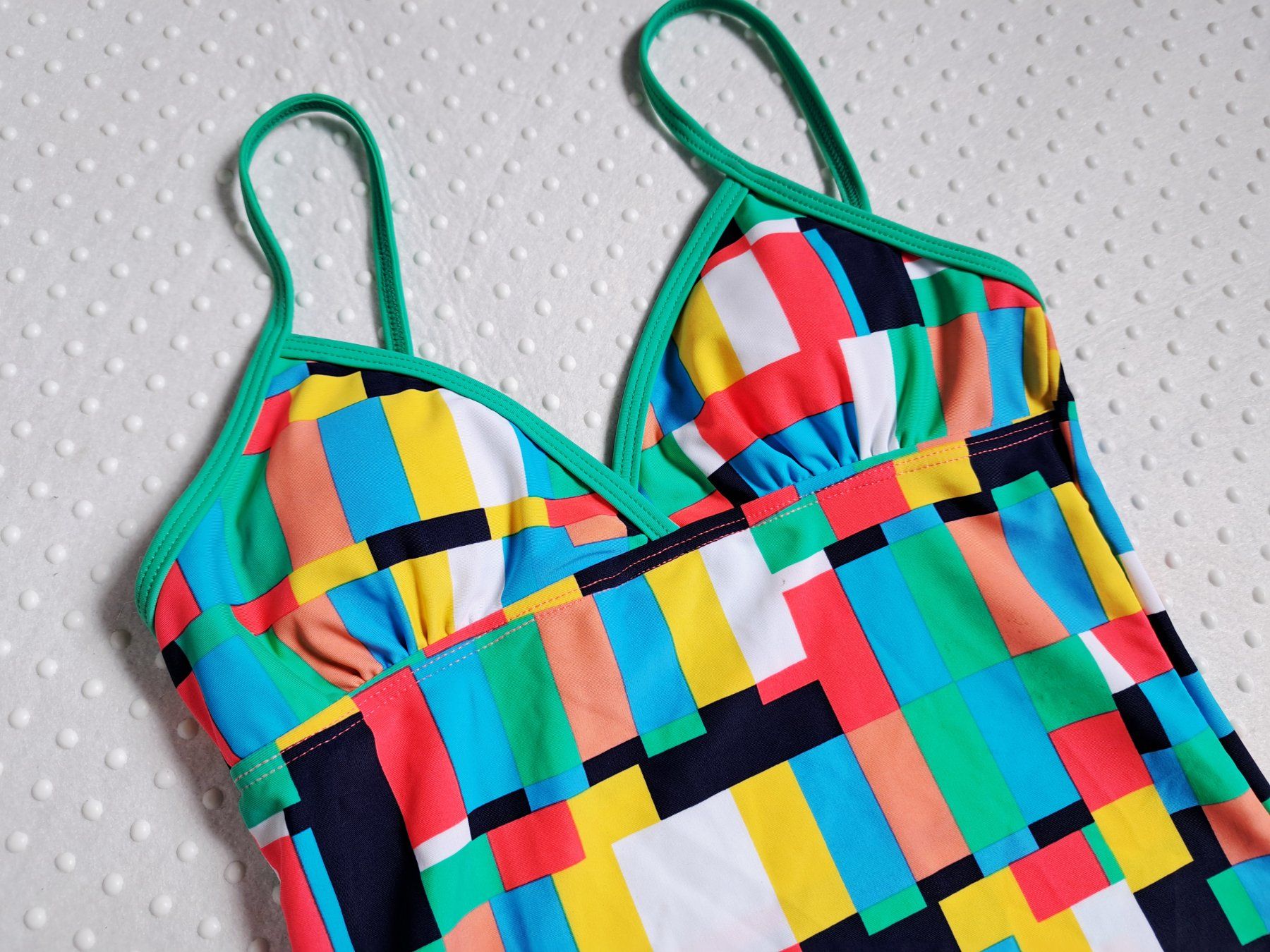 Costumi da bagno & Bikini: NEU! Bunter Badeanzug "FIREFLY" in Grösse 140 – Nuovo e nell'imballaggio originale da Gysenstein venduto da joshuas81 2