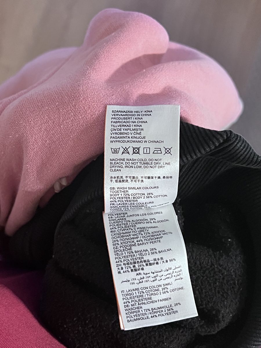 Superdry Pullover & Sweatshirts: Superdry Kapuzenpullover  Pink Schwarz M-L – Gebraucht aus Füllinsdorf von _niki_ 2