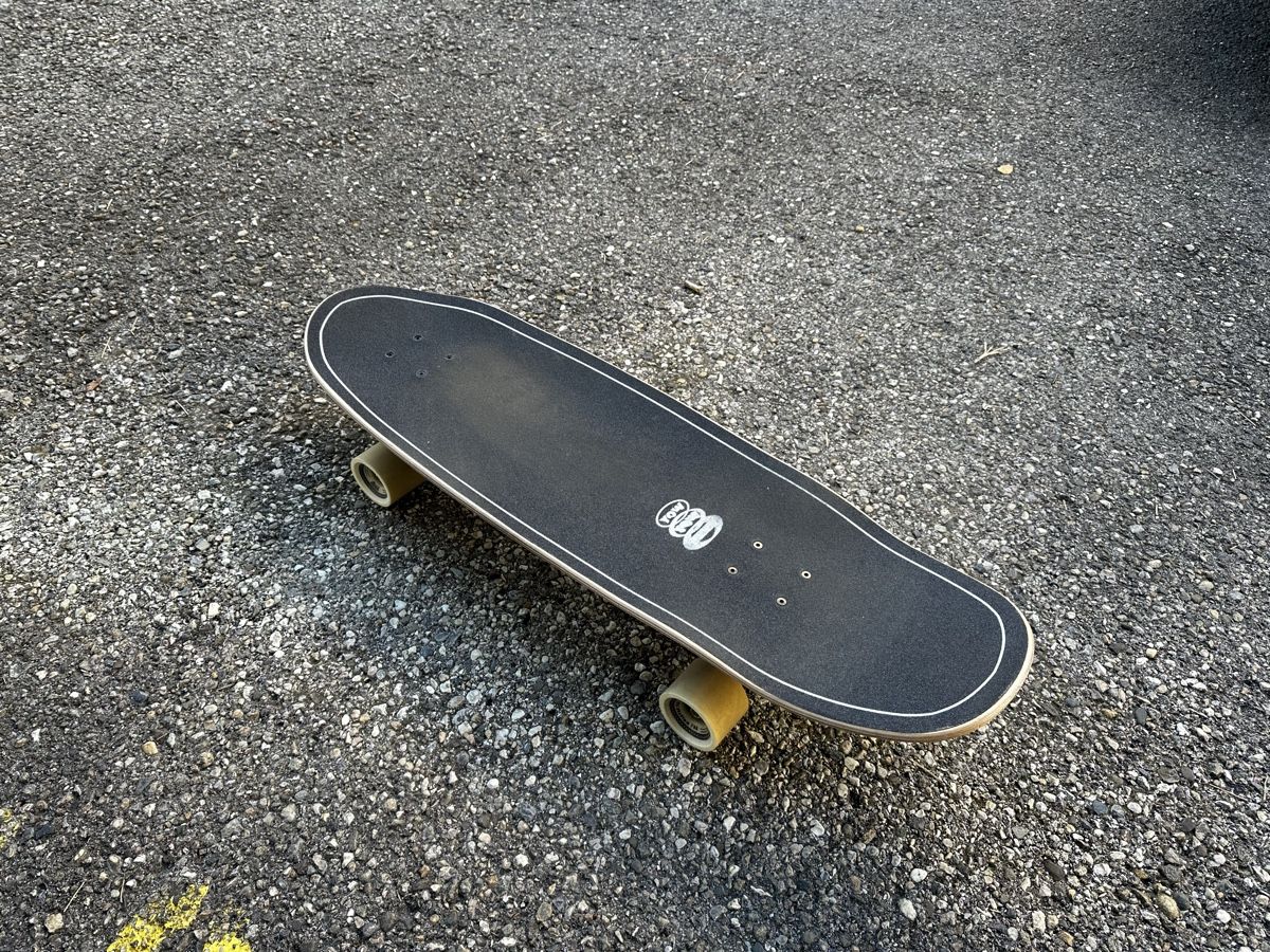 Skateboards: YOW surfskate – D'occasion à Cortaillod par bap_7q9y 1