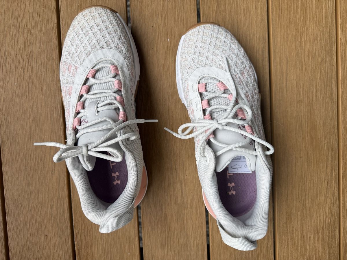 Under Armour Damenschuhe: Under Armour Turnschuh – Gebraucht aus Fällanden von Caramel7 3