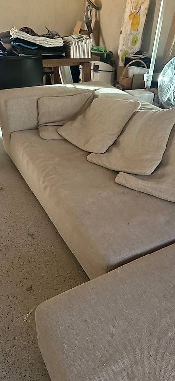 Sofas: Canapé avec un pouf  – Gebraucht aus Plan-les-Ouates von emma1981 2