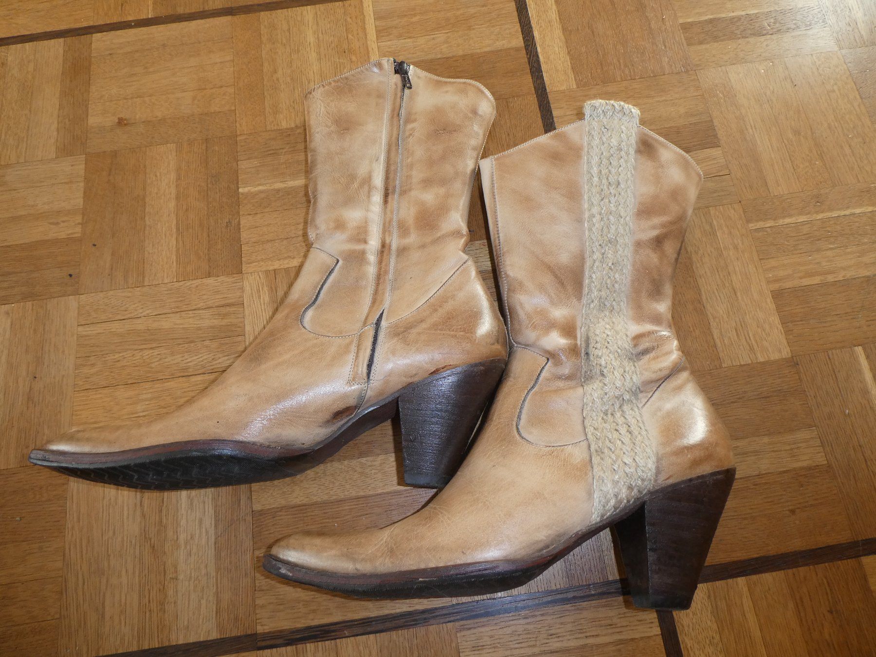 Navyboot Scarpe da donna: Stiefel Grösse 37 Navyboot – Usato da Forch venduto da hansli9
