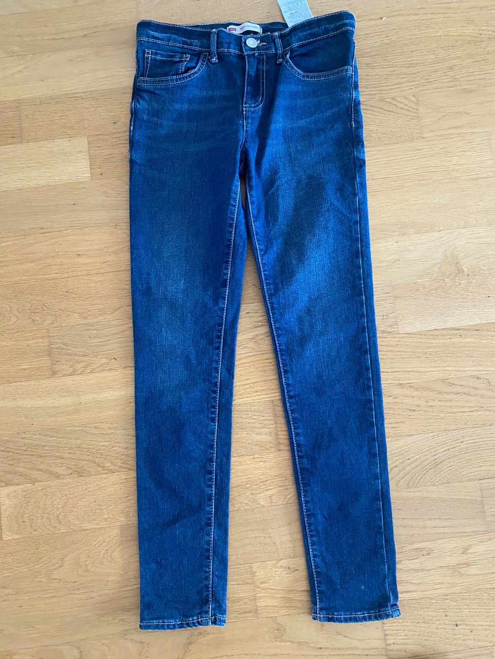 Levi's Pantaloni: Levi's Kinderjeans - 12R oder 152 – Usato da Zürich venduto da GueBi2009