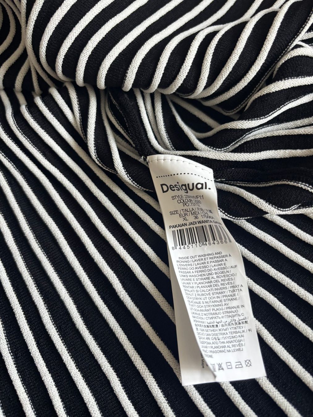 Desigual Vestiti: DESIGUAL Kleid neuwertig – Nuovo (secondo la descrizione) da Merishausen venduto da yourdream 5