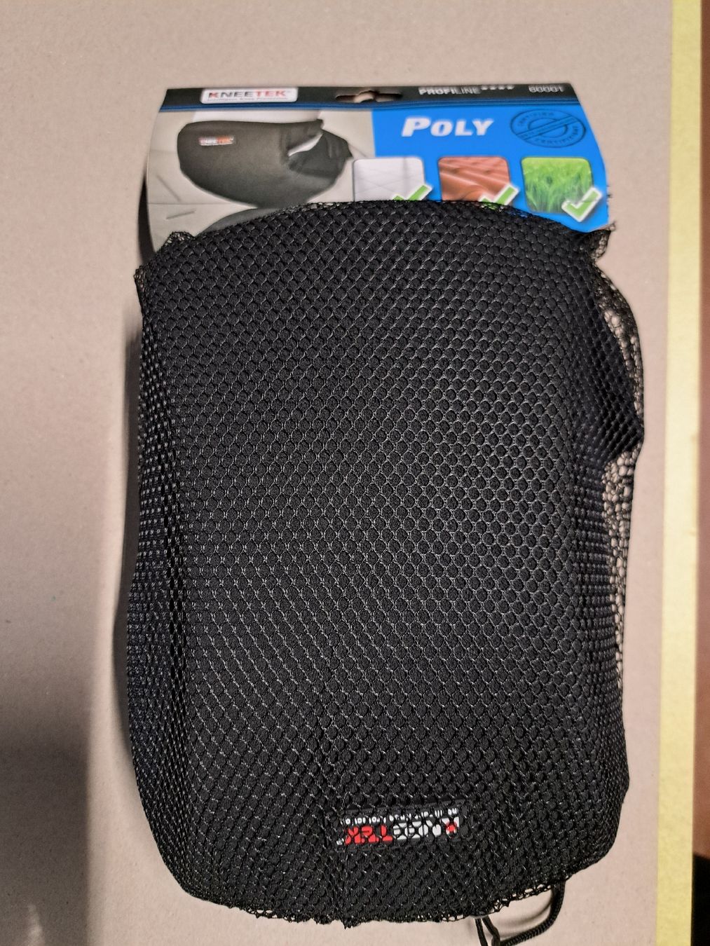 Protezioni & Imbottiture: Kneetek Poly Knieschoner, neu – Nuovo e nell'imballaggio originale da Zufikon venduto da olinielsen