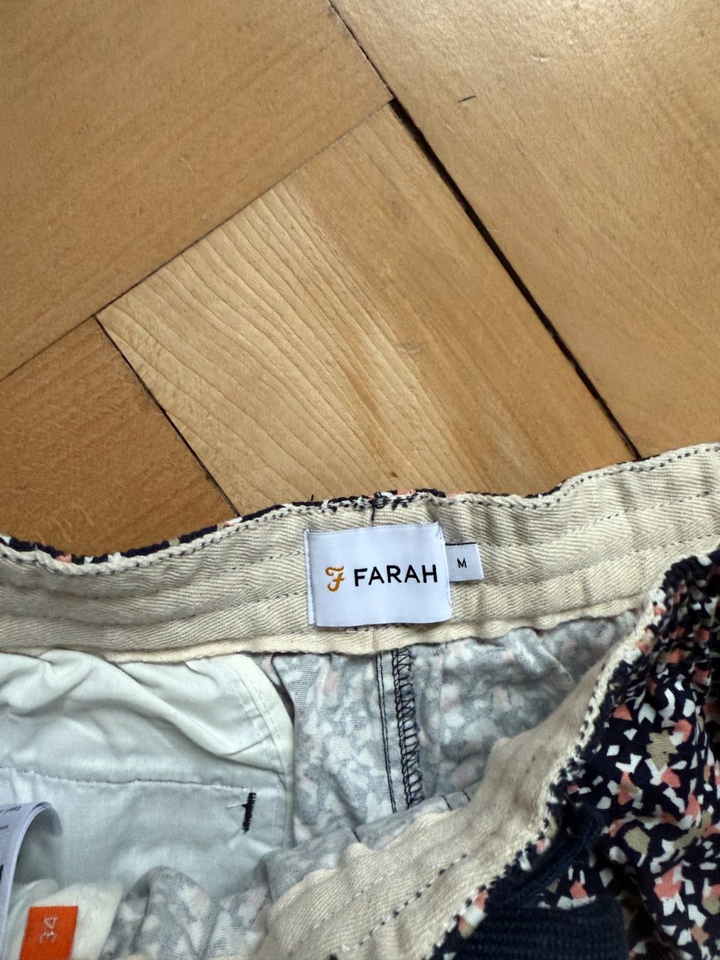 Pantaloni: FARAH - Shorts gemustert M – Usato da Zürich venduto da Diazaio 1
