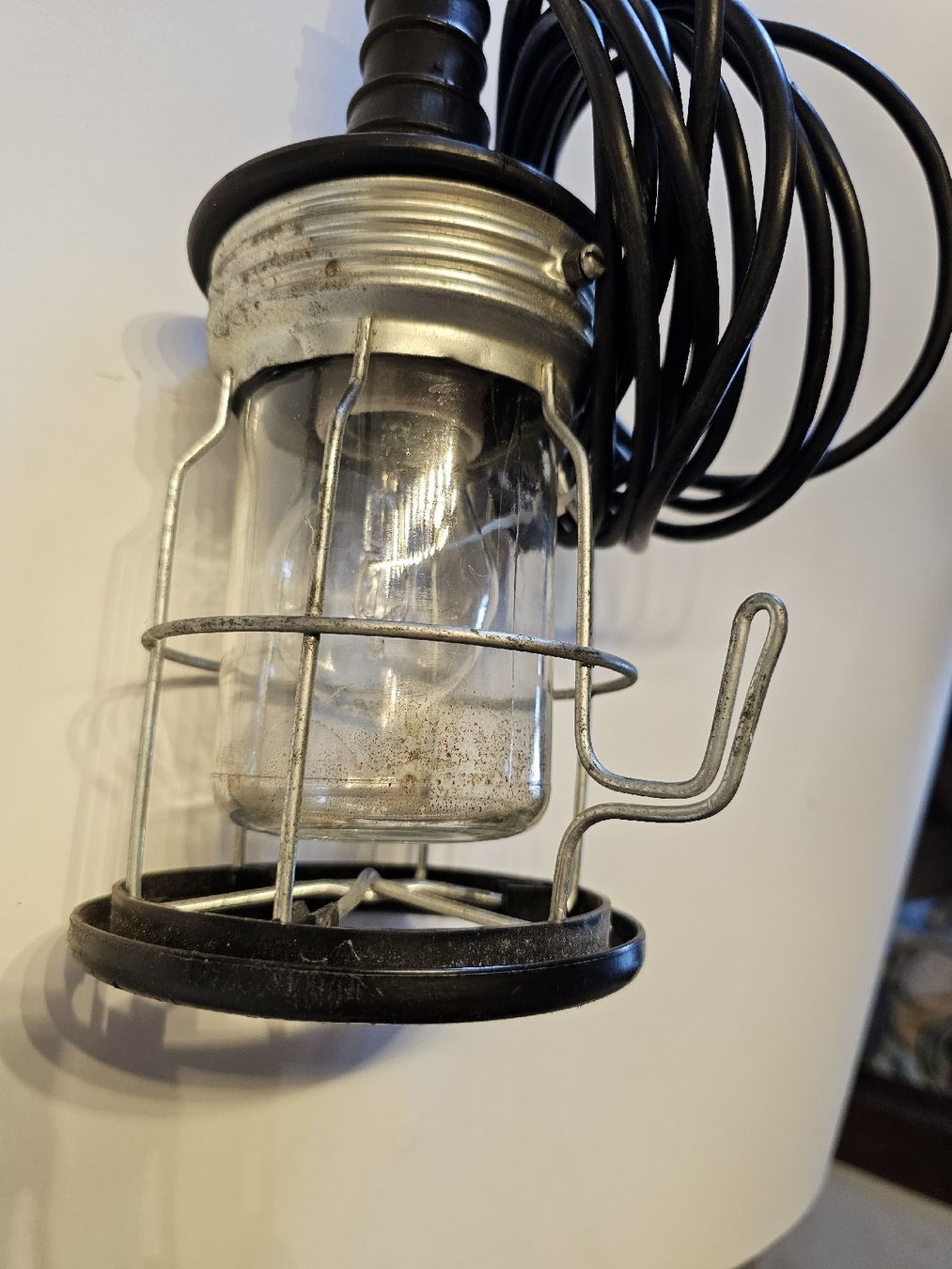 Lampade: Stalllampe mit 5m Kabel – Usato da Meisterschwanden venduto da Hummer21 1