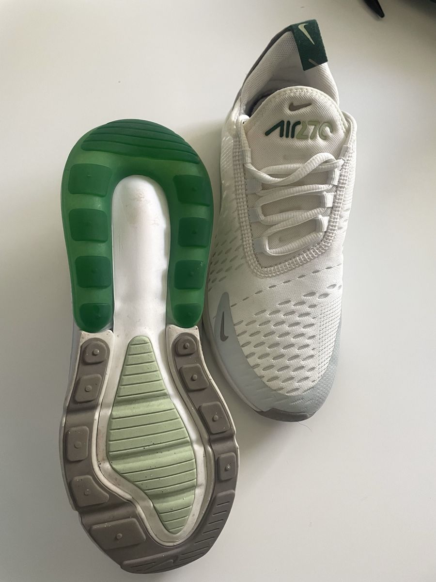 Nike Damenschuhe: Nike Air Max 270 Sneaker Grösse 37,5 – Neu (gemäss Beschreibung) aus Rütihof von JulieH85 2