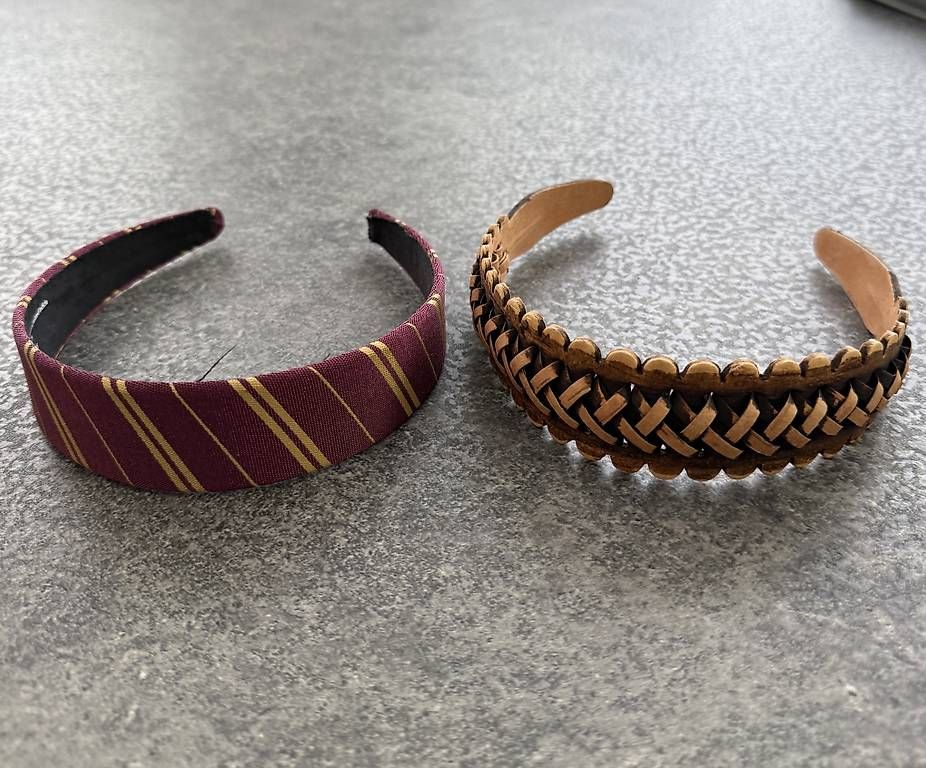 Accessori per capelli: 2 brand new headbands adjustable size! – Nuovo (secondo la descrizione) da Zürich venduto da Vera_Ma