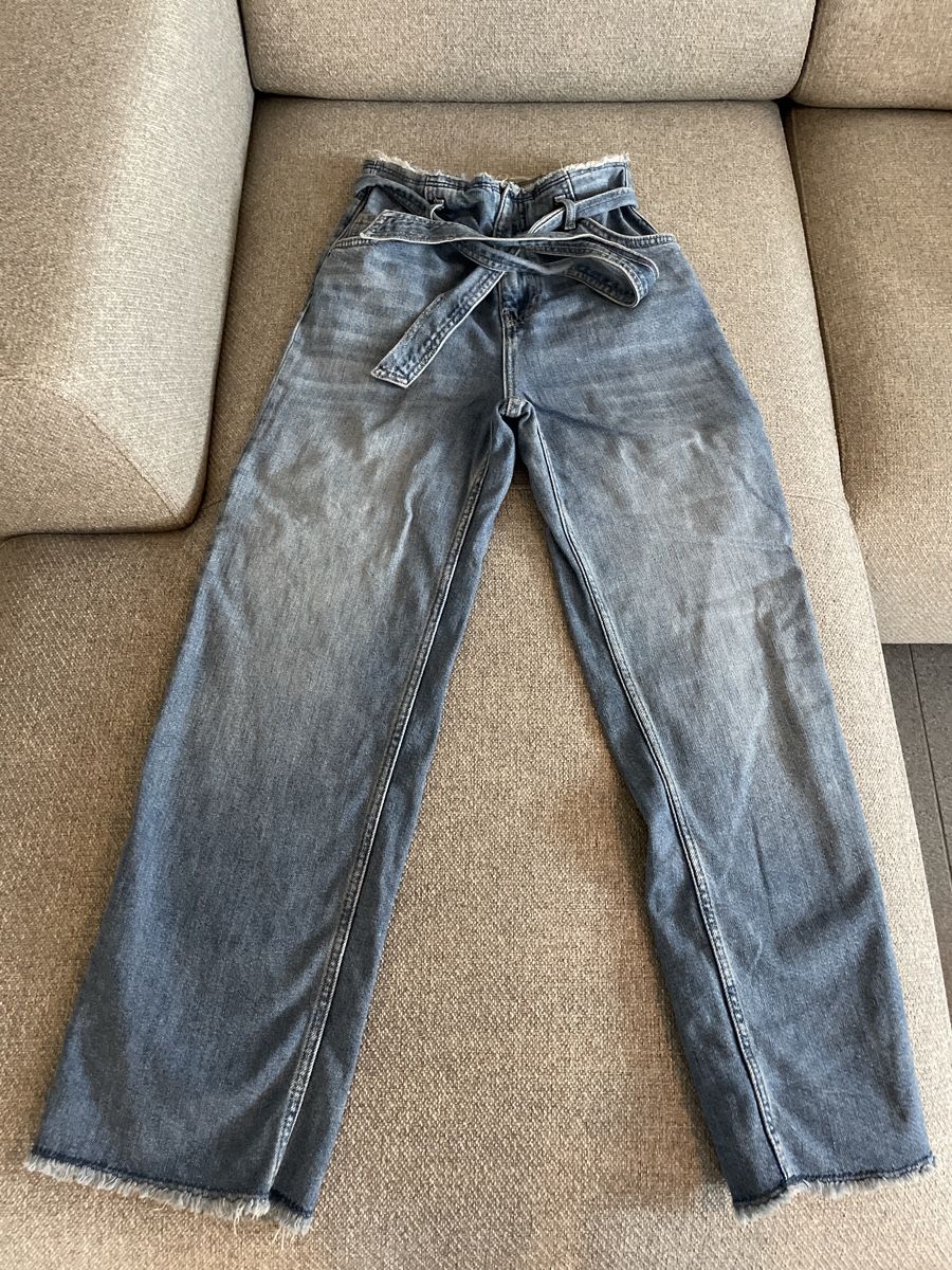 Only Jeans: Jeans Only mit Gürtel – Usato da Frick venduto da Cooper_9