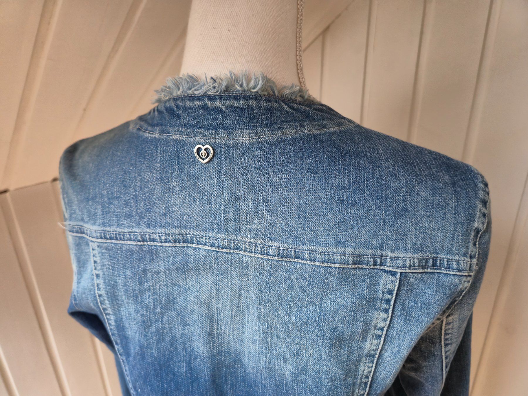 Please Jeans Giacche: PLEASE  💙  jeans jacke    Grösse  M – Usato da Niederweningen venduto da Obson 2