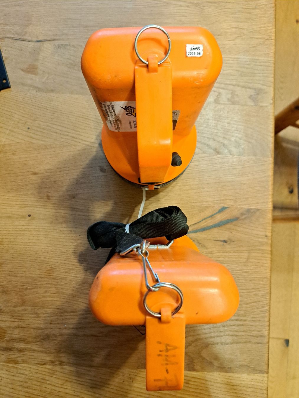 Lampade: 2x MICA Handscheinwerfer mit Ladestation gebraucht – Usato da Pratteln venduto da mab_f2fz 7