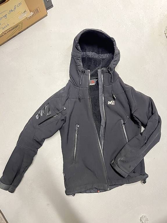 Millet Giacche: Softshelljacke gefüttert von Millet, S – Usato da Zürich venduto da A_Woo 4