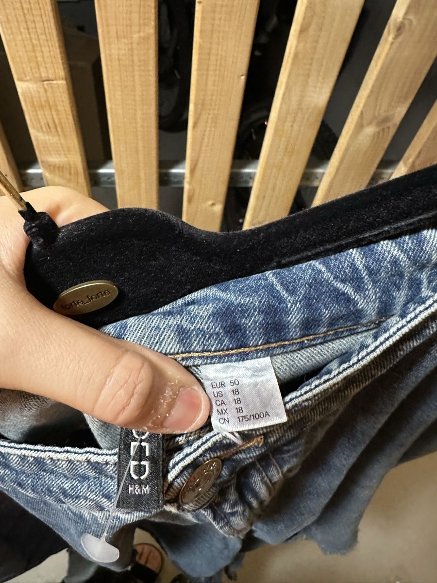 H&M Jeans: Jeans, destroyed Look, Gr.50 – Usato da Uster venduto da staernli4 2