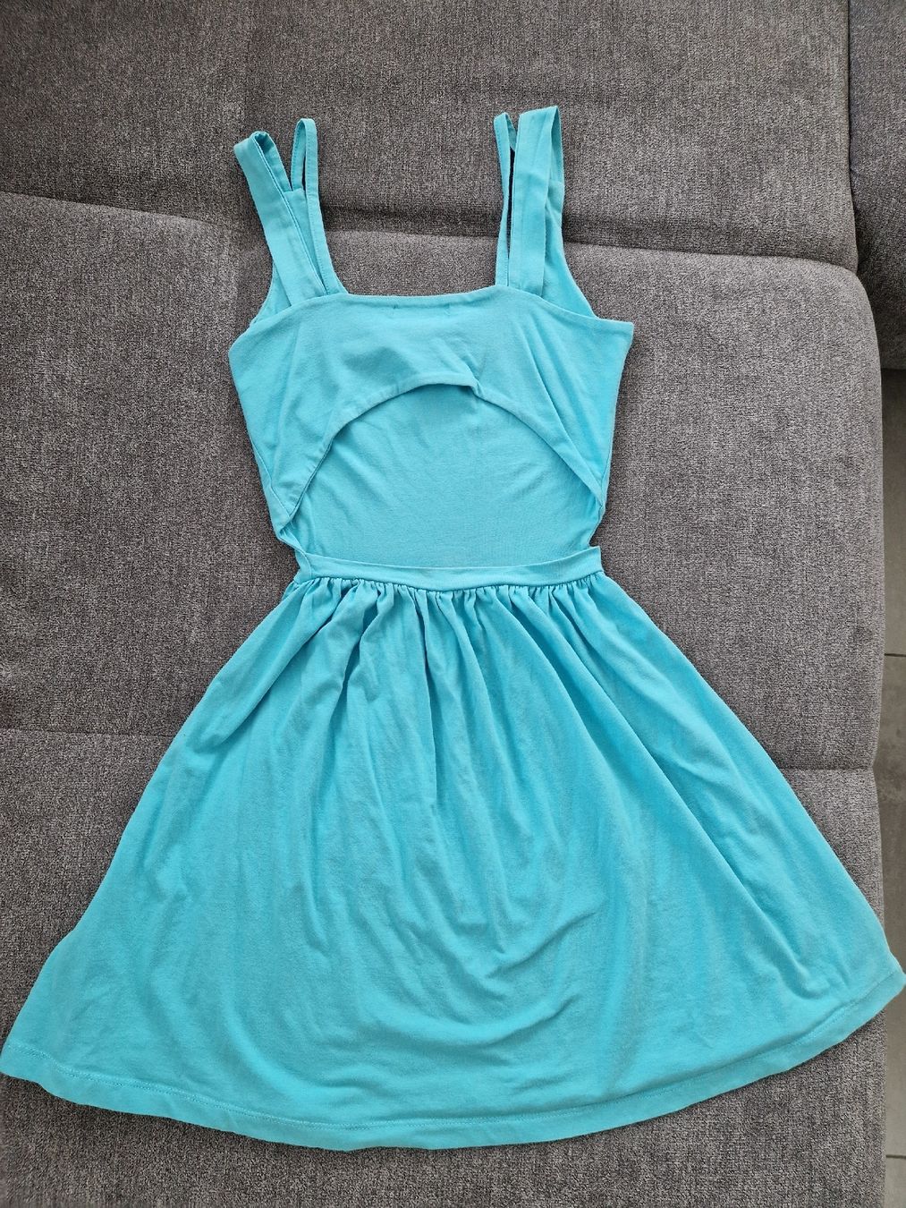 Vestiti: Kleid – Usato da Eglisau venduto da Ramii97 1