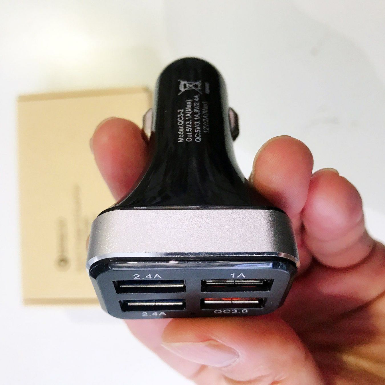 Caricabatterie: Chargeur Voiture 4 usb 20W Quick Charge – Nuovo e nell'imballaggio originale da Morges venduto da Carskin 4