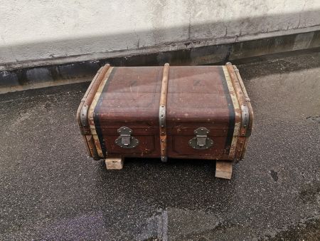 Antike Reise Truhe, antiker Reisekoffer, Alter Koffer