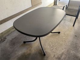 Tischset mit 6 Stühlen
