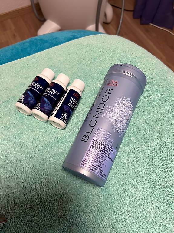 Tinte: Wella Blondier-Set  – Usato da Balsthal venduto da Malisha2009 1