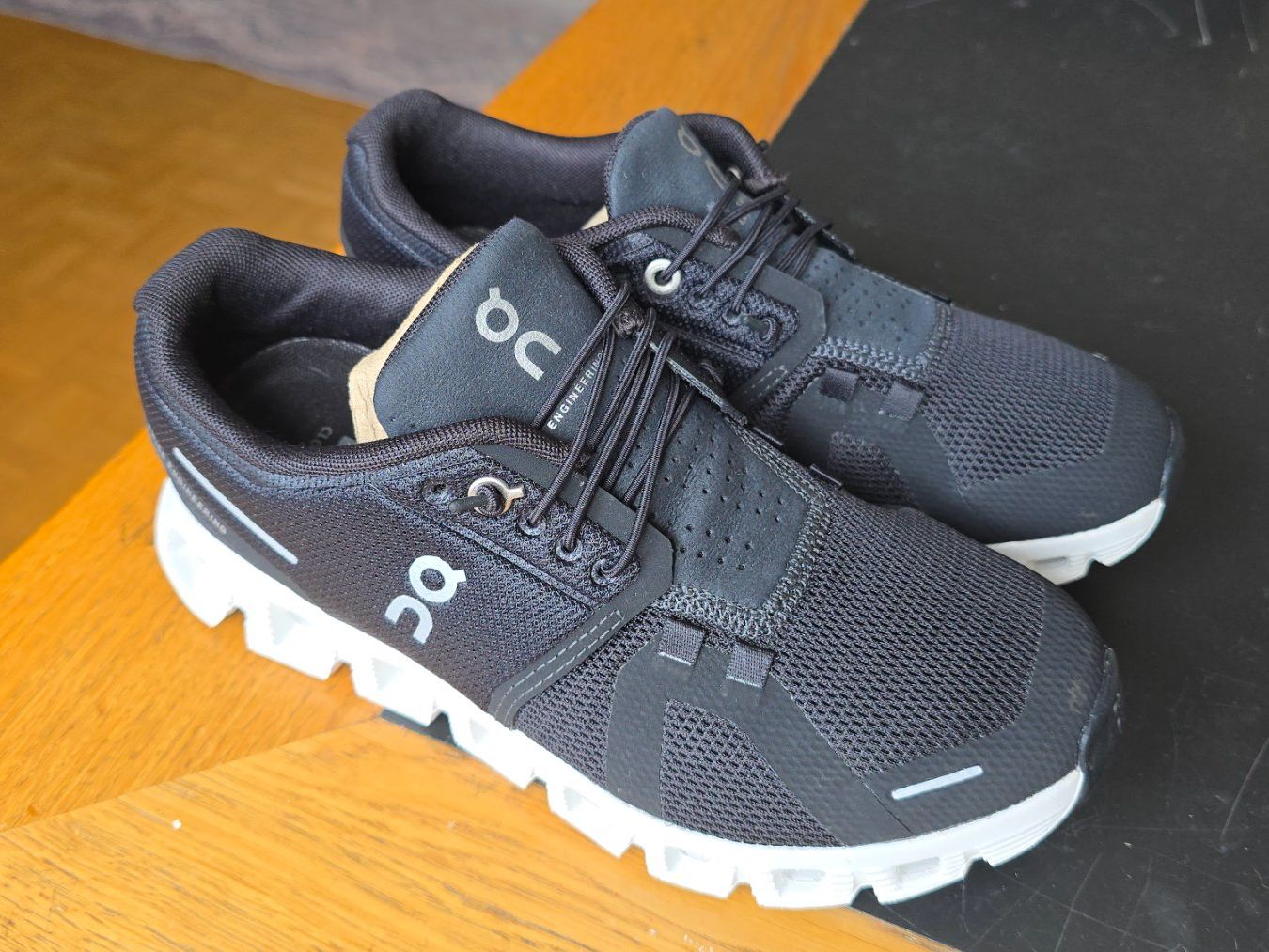 On Chaussures femmes: On Cloud schuhe EU 36.5 – Neuf (Voir description) à Wallisellen par theblacksheep 1