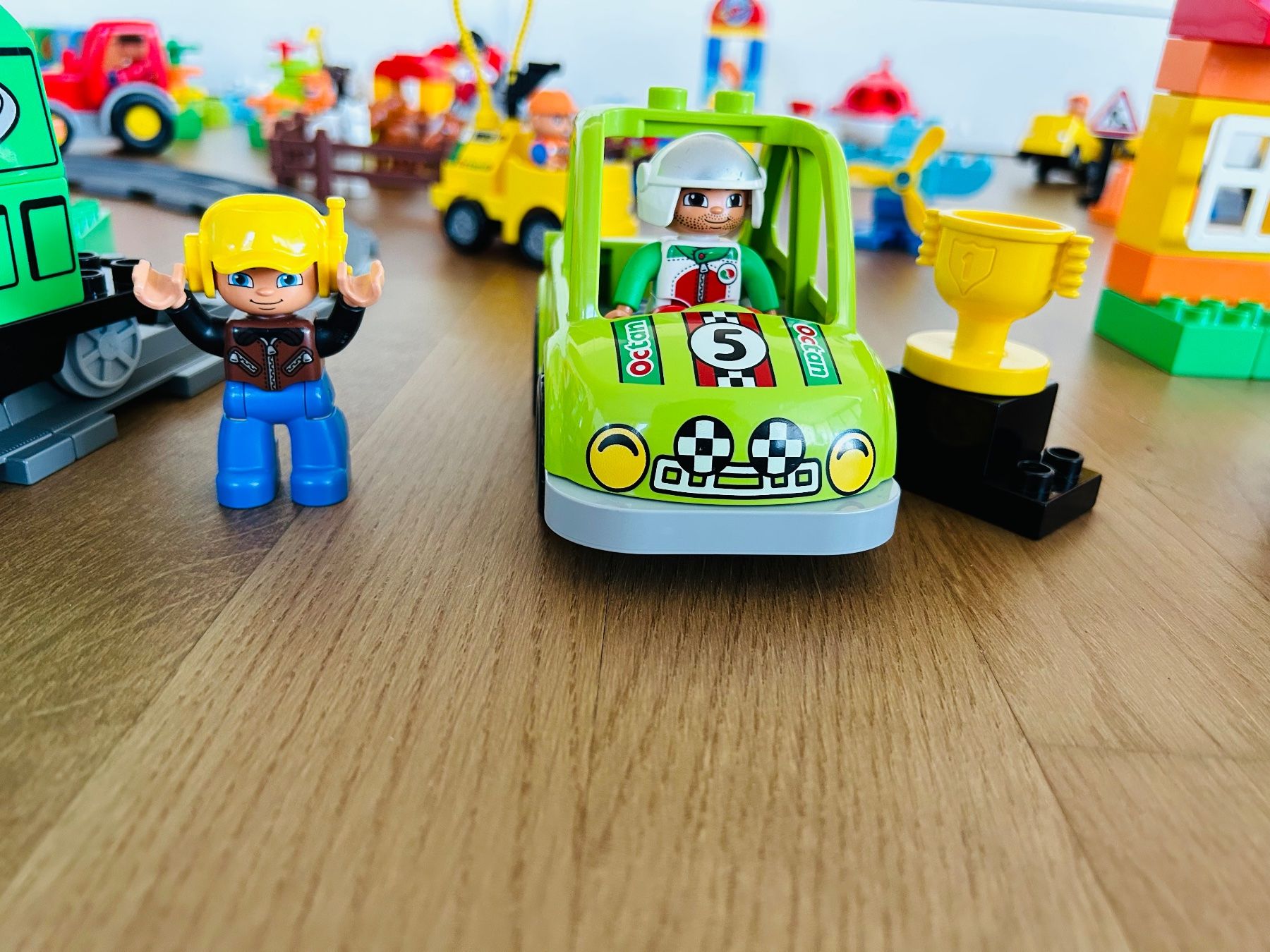 Duplo Spielzeuge: Lego Duplo Sets – Gebraucht aus Cham von  8
