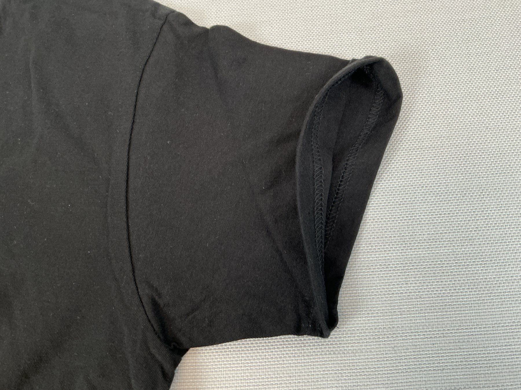T-shirt: B&C Collection T-Shirt schwarz M – Nuovo (secondo la descrizione) da Richterswil venduto da Restwert_Richterswil 7