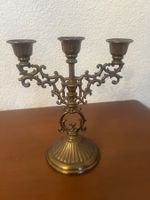Dreiflammiger Messing-Kerzenleuchter im Barockstil