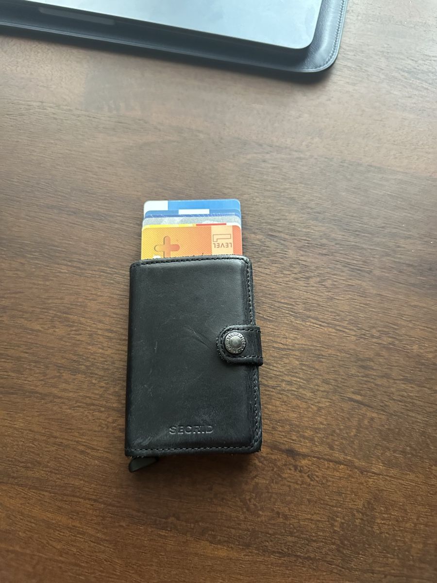 Secrid Brieftaschen: Secrid Wallet – Gebraucht aus Gommiswald von RafG 2