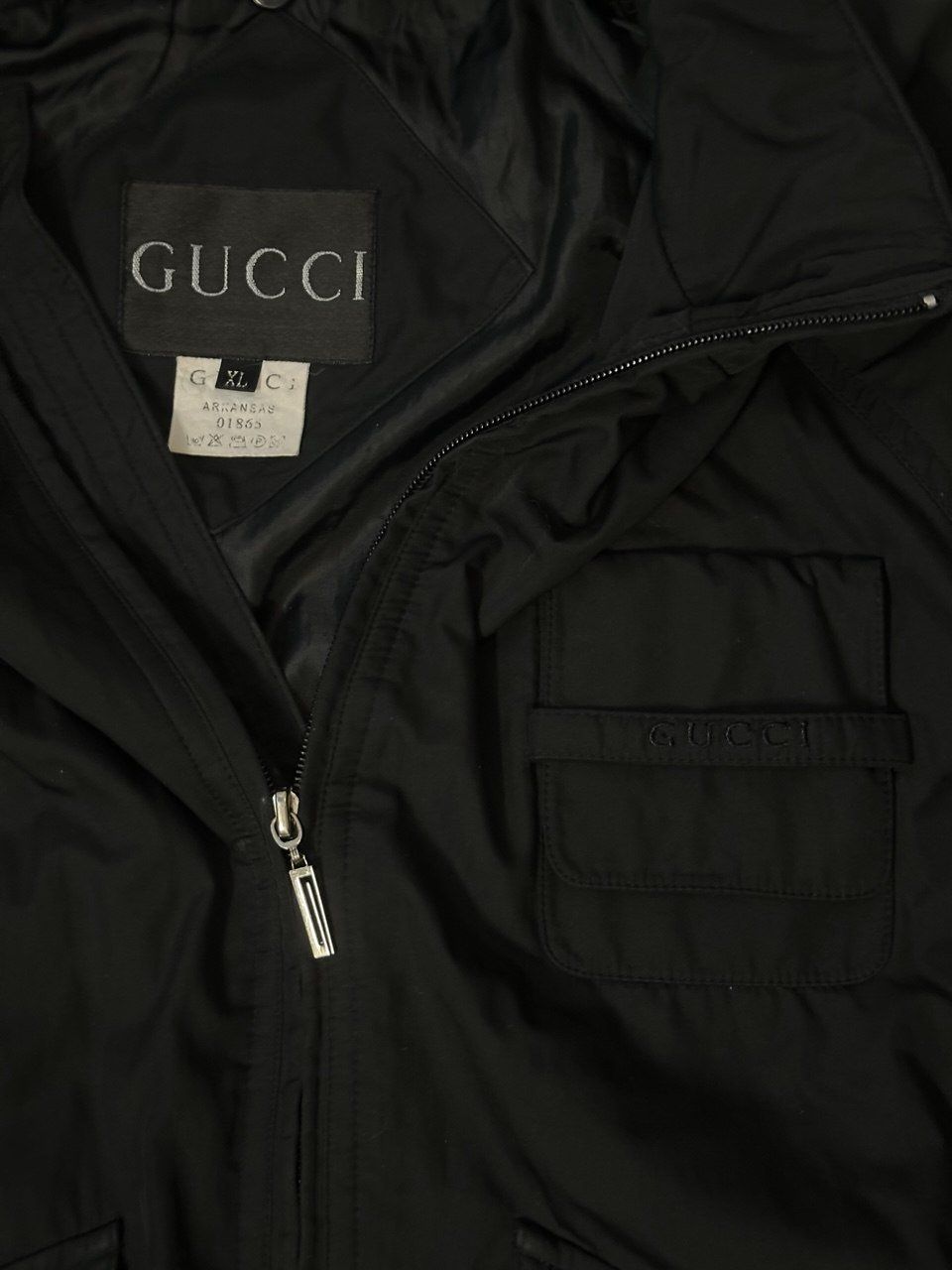 Gucci Vestes: Gucci Vintage Jacke Schwarz – D'occasion à Wassen UR par Mariianita 2