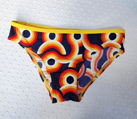 NEU! Kultige Speedo Badehose für Jungs Gr. 152