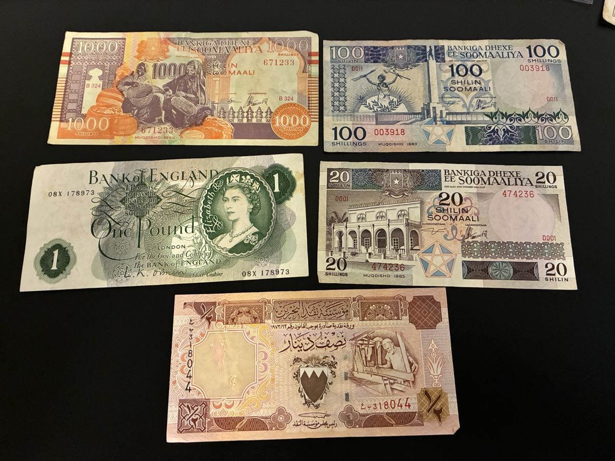 Banconote: 5 verschiedene Banknoten  – Usato da Dällikon venduto da Woldbanknoten