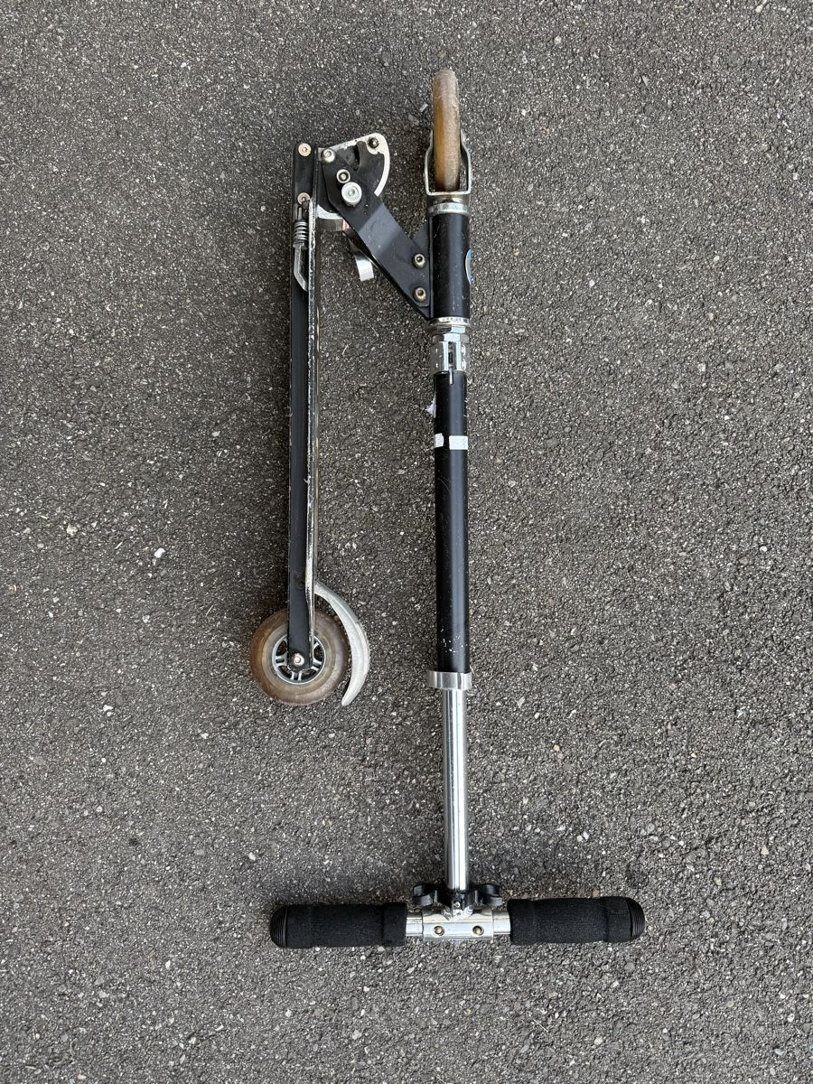 Scooter: Micro Light Kinder Scooter, schwarz – Usato da Spiegel b. Bern venduto da javi-rodriguez 1
