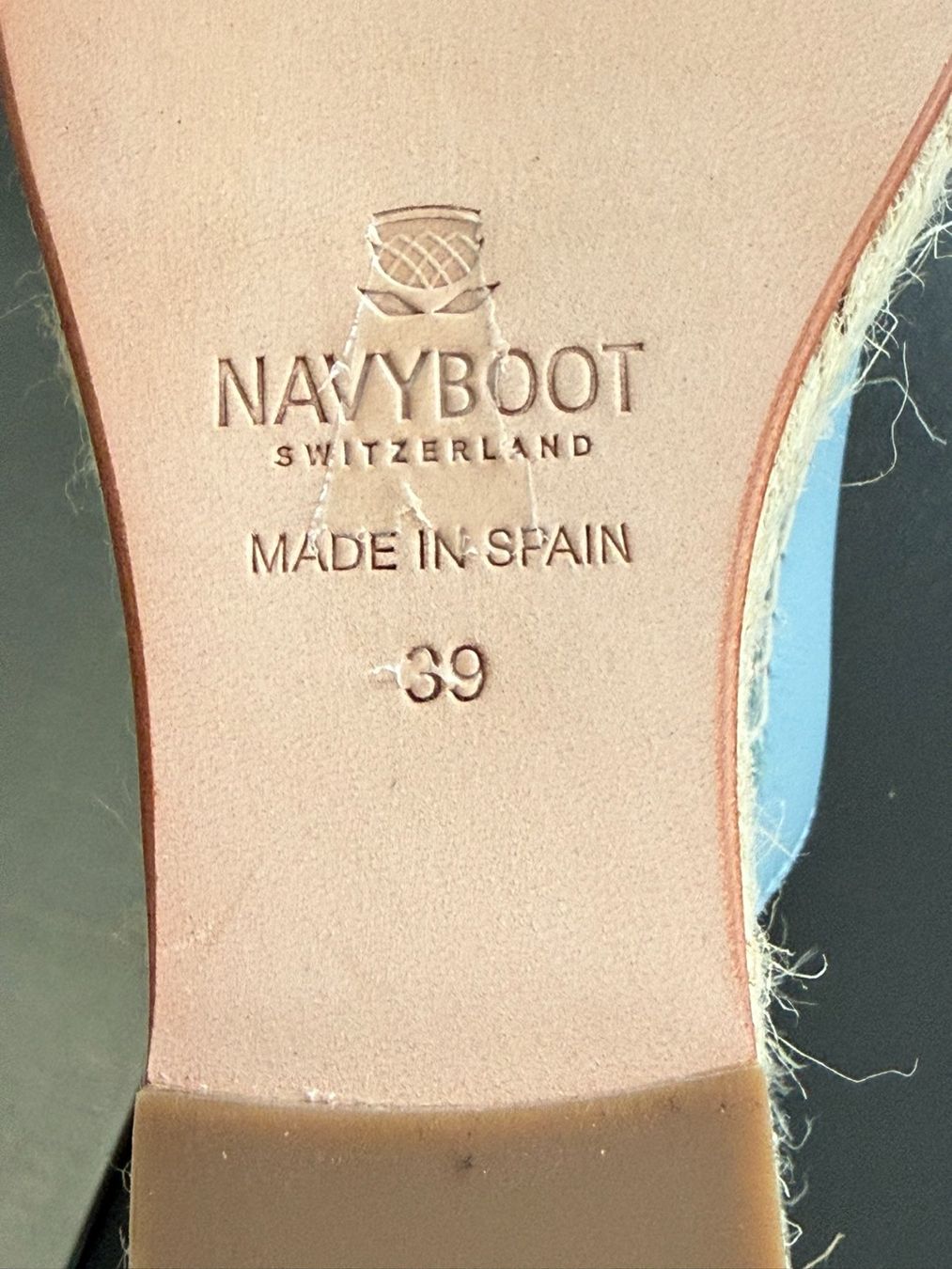 Navyboot Scarpe da donna: NAVYBOOT Wedge-Pantolette in hellblauem Leder, Gr. 39 – Nuovo (secondo la descrizione) da Muri b. Bern venduto da ris_m7jw 4
