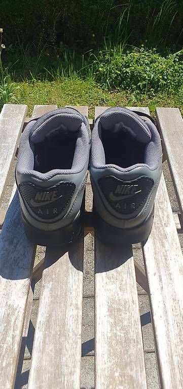 Nike Scarpe da uomo: Nike Air Max 90 grau, Grösse 42 – Usato da Udligenswil venduto da sha_8tx2 3