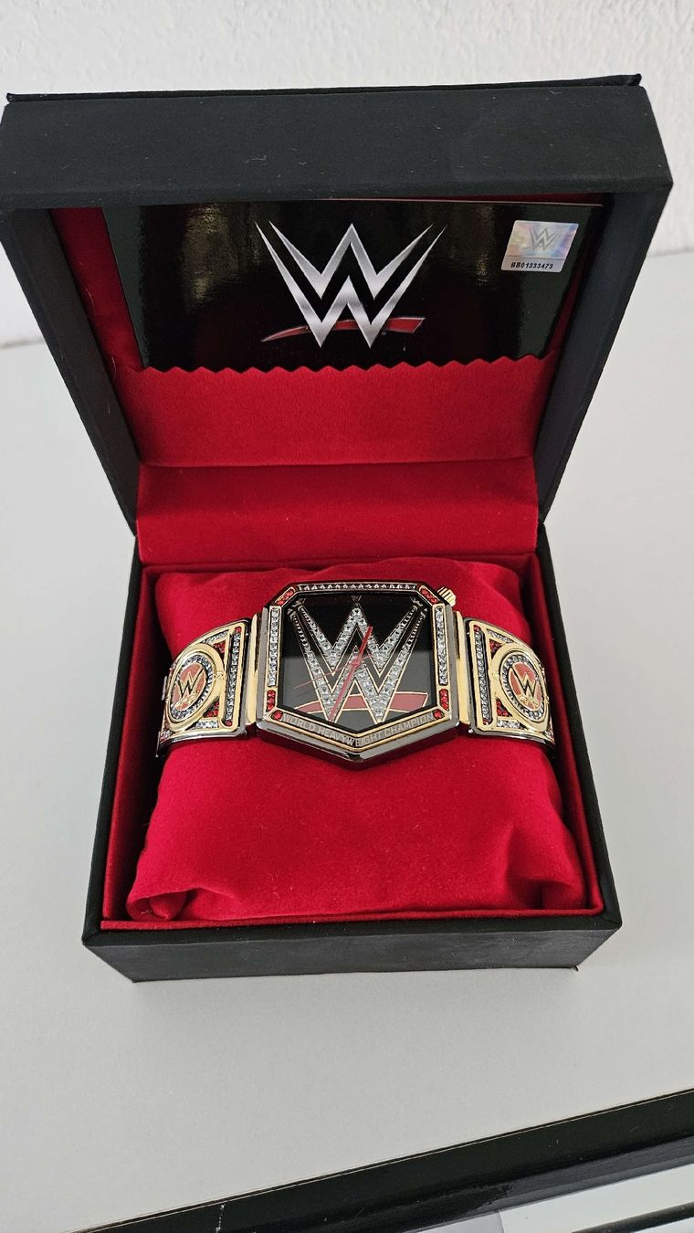 Uhren: WWE World Heavyweight Champion Uhr – Gebraucht aus Jonen von SCAR_8916