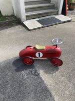 Voiture à pédales vintage rouge pour enfant - N°1🏎️