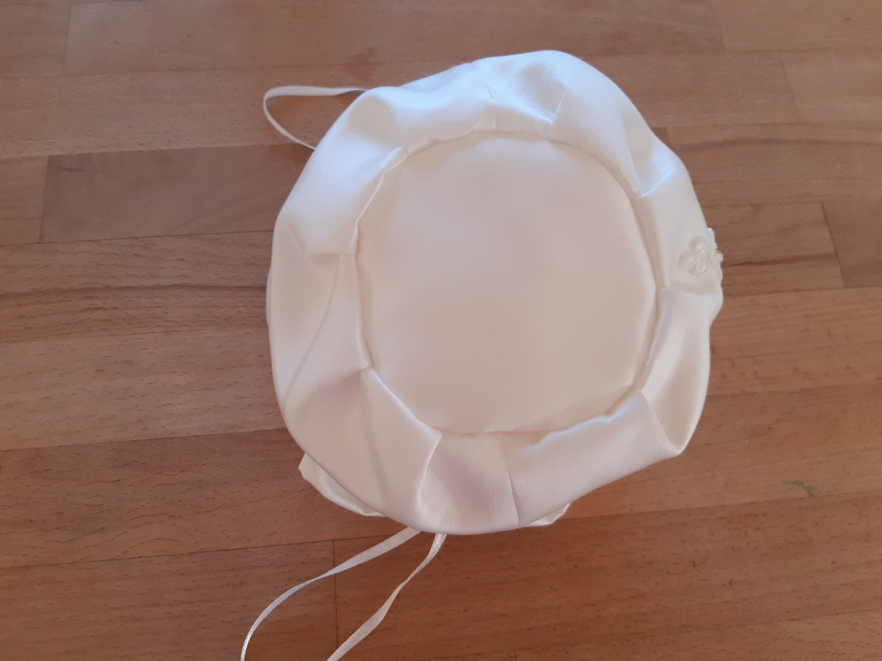 Borse da donna: Beuteltasche Ivory – Usato da Rothenthurm venduto da Meitli18 1