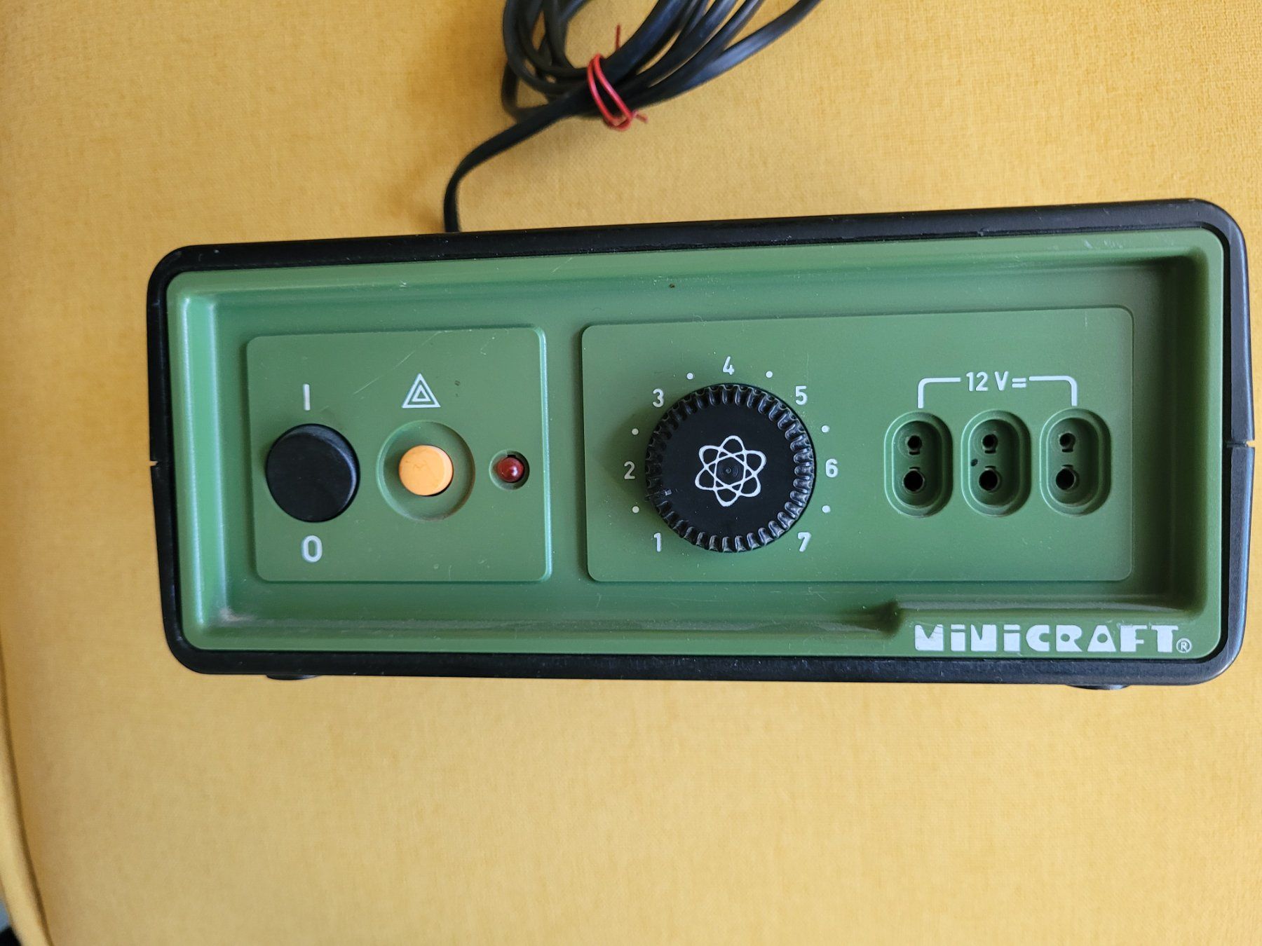 Tutti gli attrezzi: Mini Craft MB 9750 LA - Universal Netzgerät – Usato da Emmenbrücke venduto da schneeturm 1