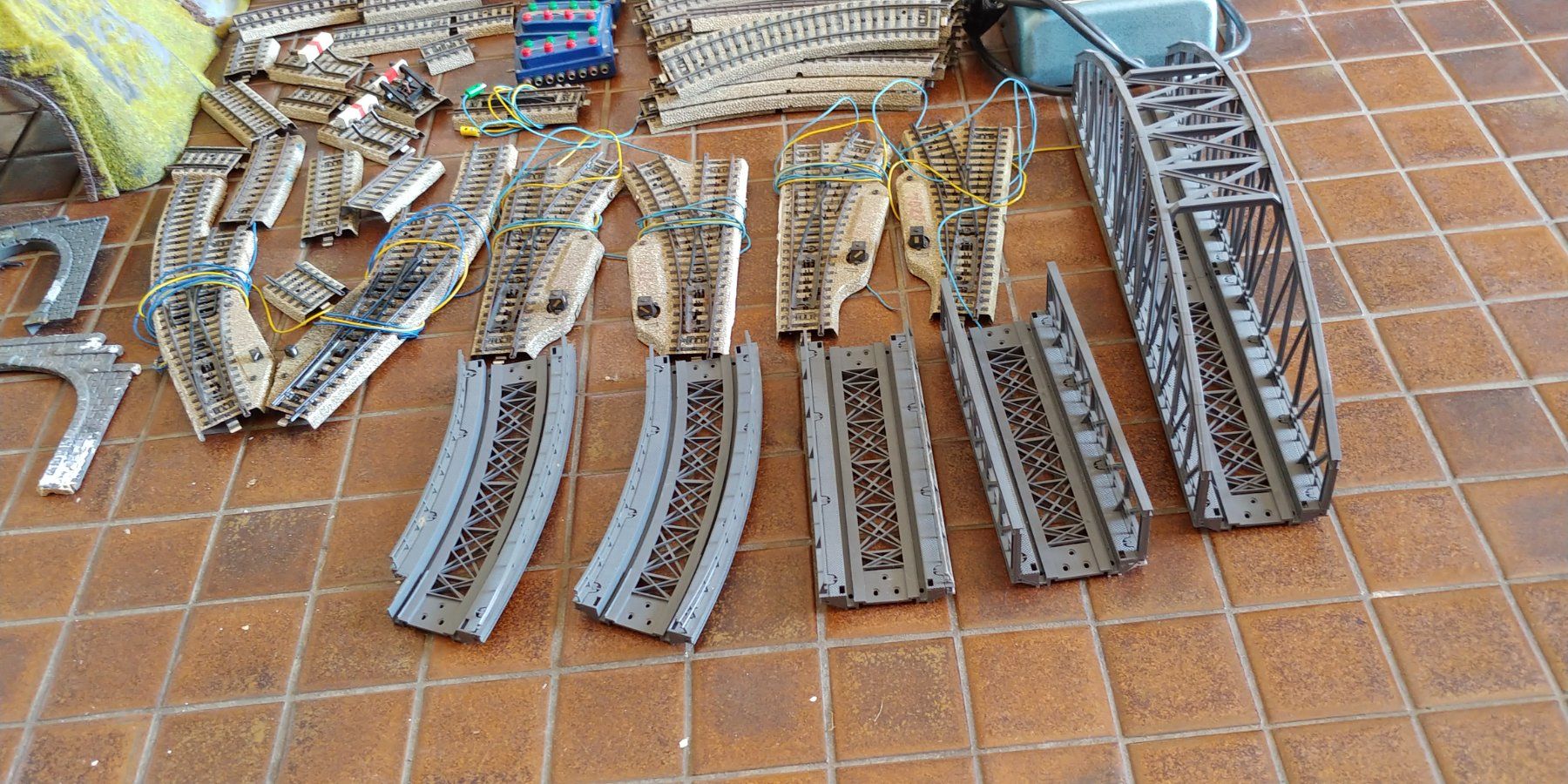 Märklin Modellini di ferrovie: Grosser Posten Märklin M-Gleise – Usato da Waltenschwil venduto da Ardnas007 3