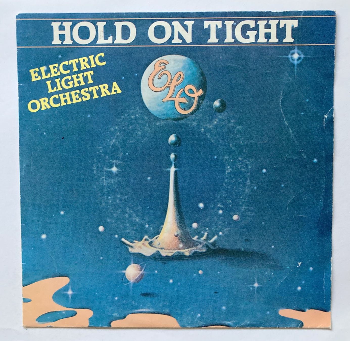 Dischi in vinile: ELECTRIC LIGHT ORCHESTRA - HOLD ON TIGHT – Usato da Bottens venduto da hotter-than-hell
