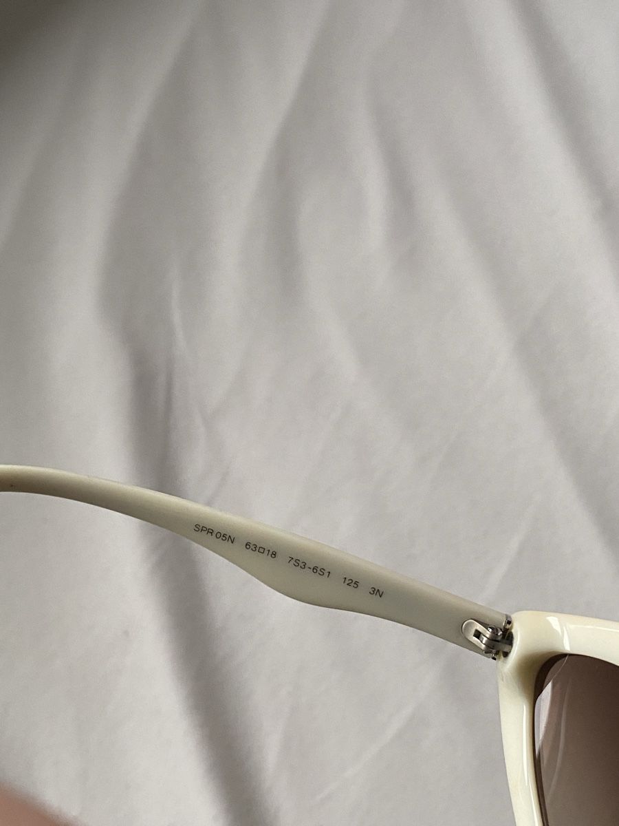 Prada Occhiali & Lenti: Vintage Prada Sunglasses Cream – Usato da Bulle venduto da lalooo 3