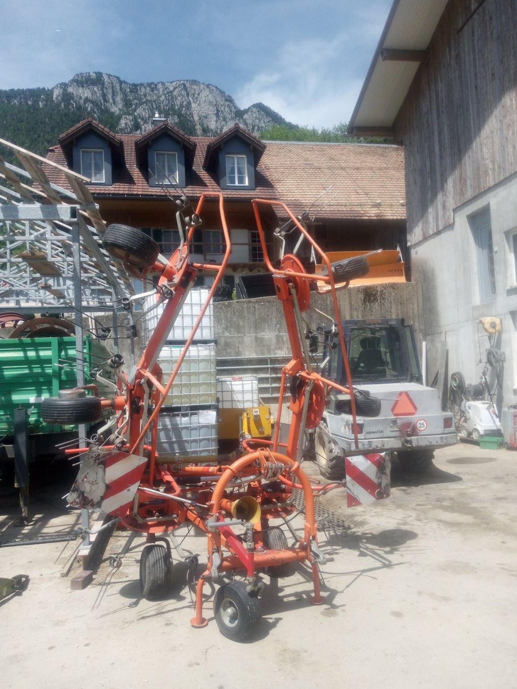 Fella Tutte le macchine: Fella TH 680 Kreiselheuer – Usato da Rüttenen venduto da Dart4 5