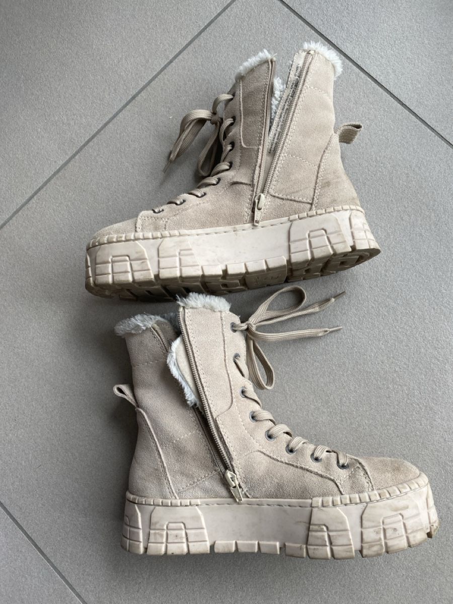Tamaris Scarpe da donna: Winterstifeletten gefüttert – Usato da Chur venduto da dan_tp5n 2