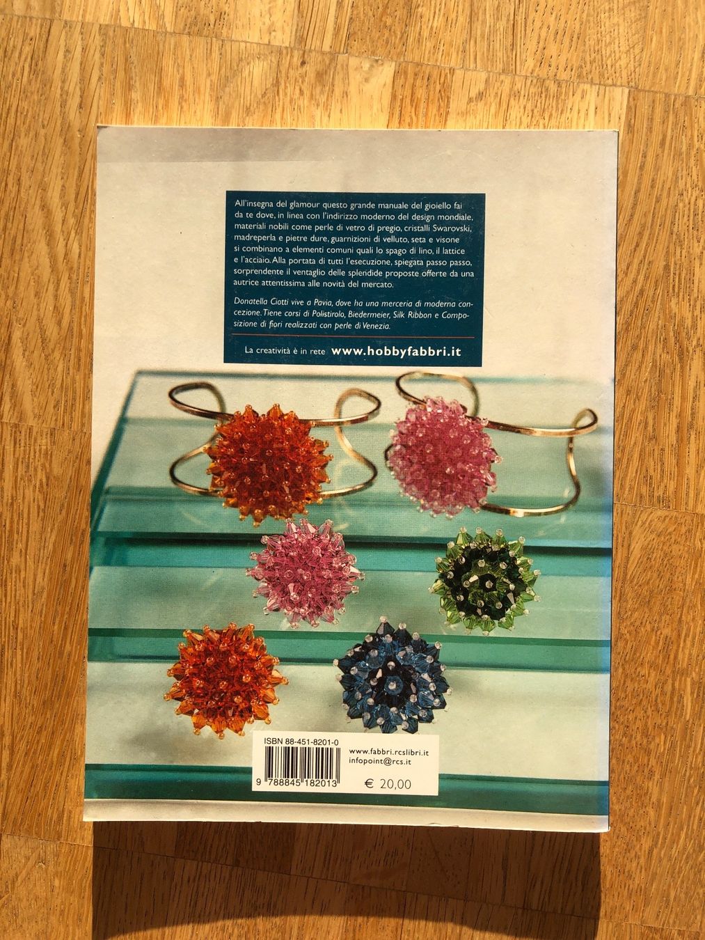 Libri: Libro - Gioielli con perline di Donatella Ciotti – Nuovo (secondo la descrizione) da Basel venduto da ser_qy29 1